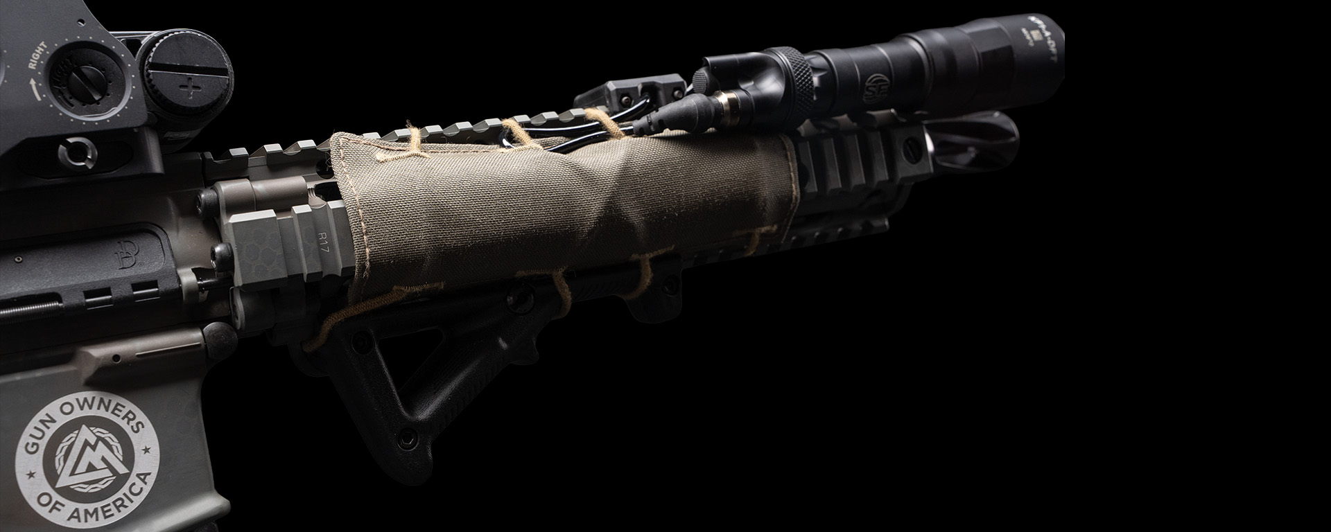 Signature Series - Magdump x GOA Rail Close-up Right View