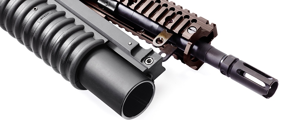 Daniel Defense M4 RIS II ハンドガード M4A1 Rail Interface System II, RIS II (FDE) | Daniel Defense